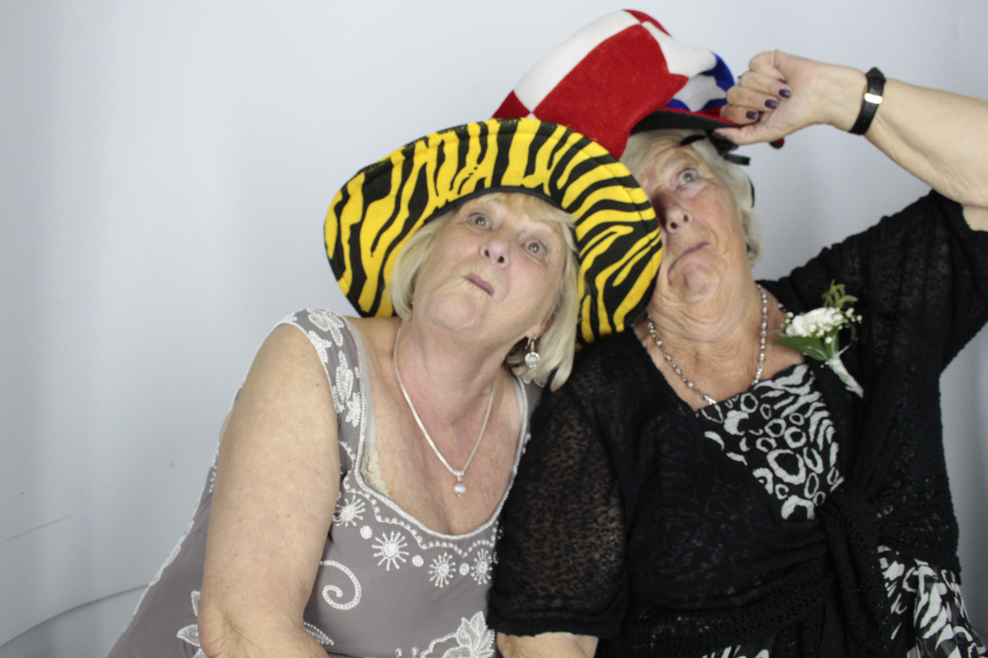 Andy & Leah's Wedding | View more photos from the event at gallery.myphotoboothexperience.co.uk/u/MyPhotoBoothExperienceLtd/Andy-Leahs-Wedding